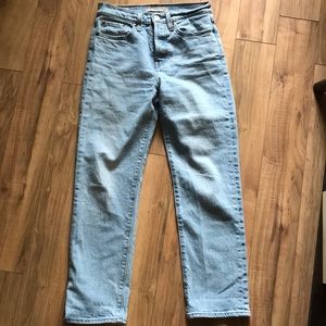 Levis Wedgie straight Jeans size 24